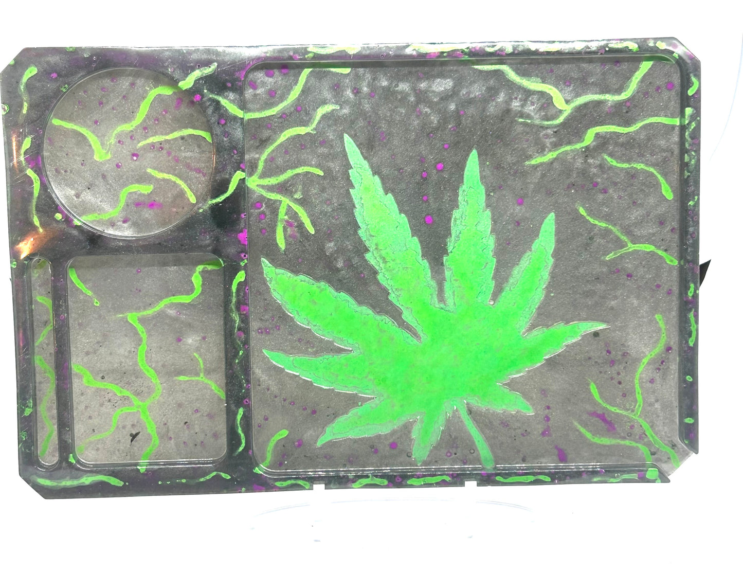 Big Leaf, Bigger Problems Rolling Tray