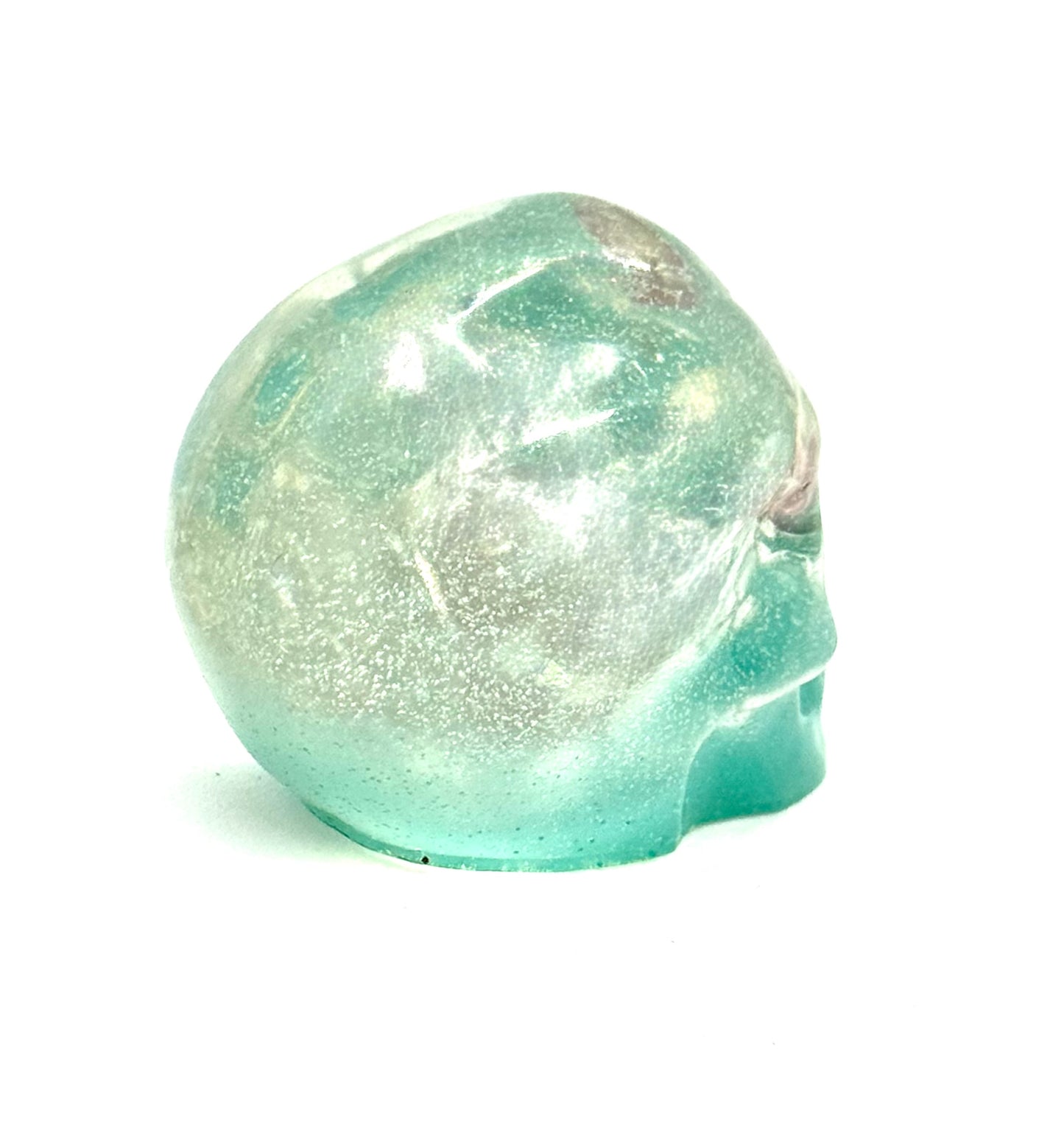 “Pretty Toxic” Iridescent Skull – Resin Chaos Piece