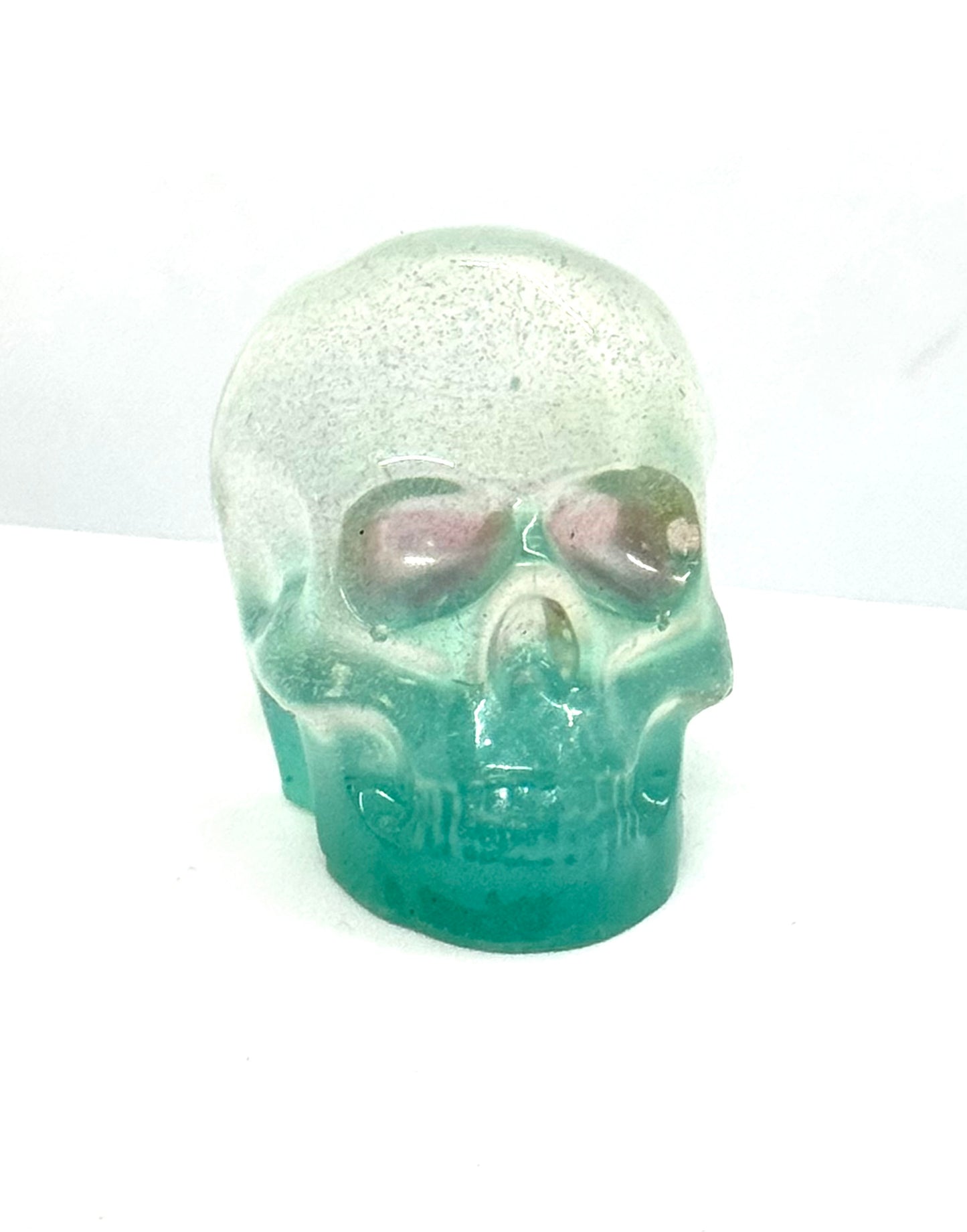 “Pretty Toxic” Iridescent Skull – Resin Chaos Piece