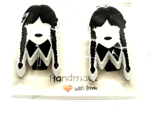 #6 Emotionally Unavailable Barrettes – Gothic Girl Character Clips (2pc Set)