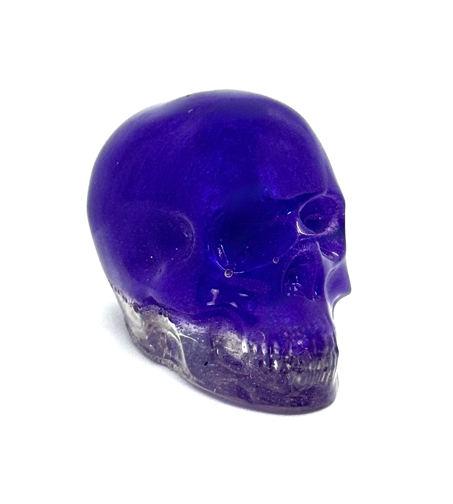 “Silent Threat” Purple Skull — Handmade Resin Gothic Decor | Dark Aesthetic Skull | Minimalist Goth Vibes | One-of-a-Kind FDSS