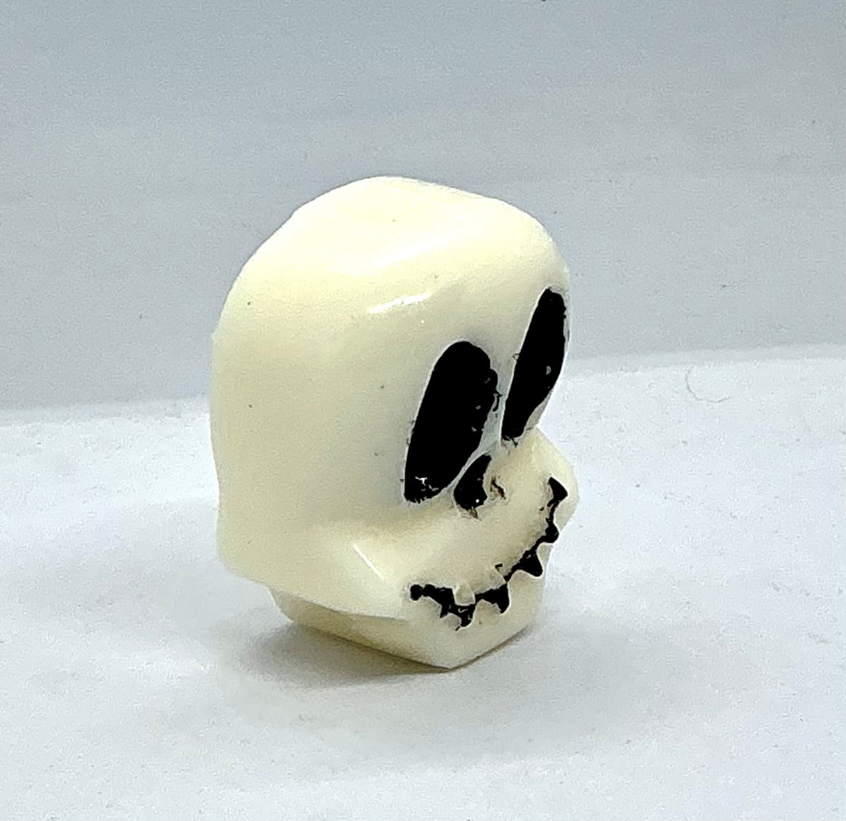 Pumpkin Pie Skull Wax Melt — Grinning & Barely Functioning