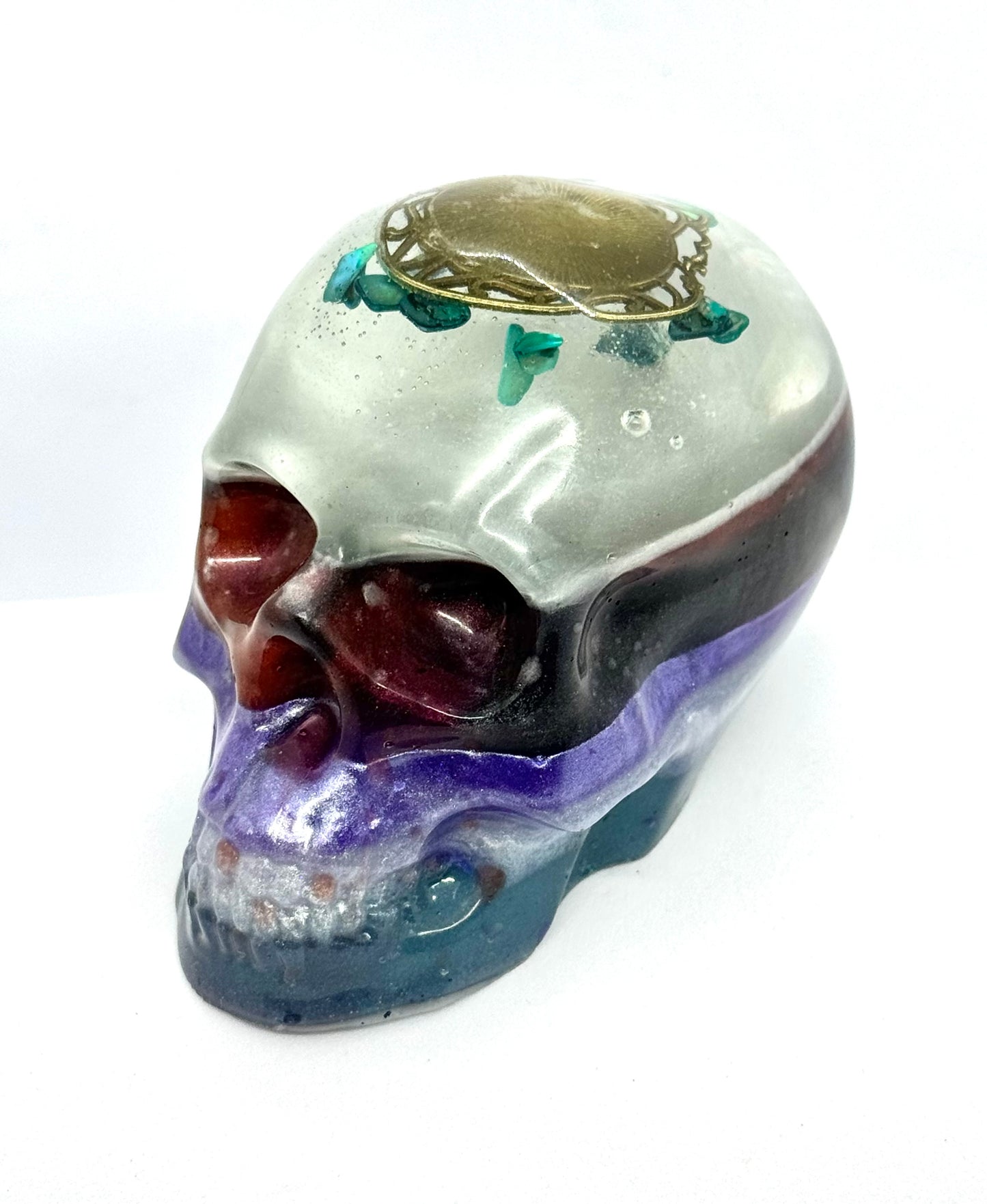 “Buried Crown” Multi-Layer Resin Skull – Ocean Relic Chaos Piece | Handmade Gothic Decor