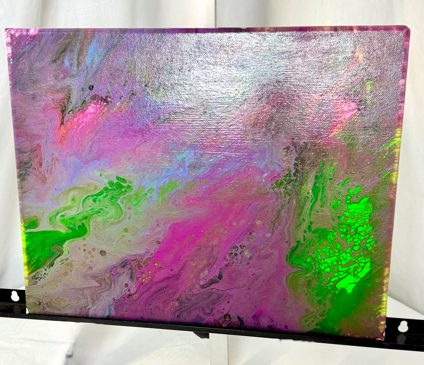 Eyes of Taffiti – Paint Pour Canvas Art