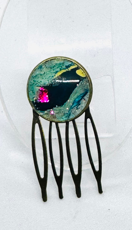 #6 Pretty But Will Fight You Hair Comb