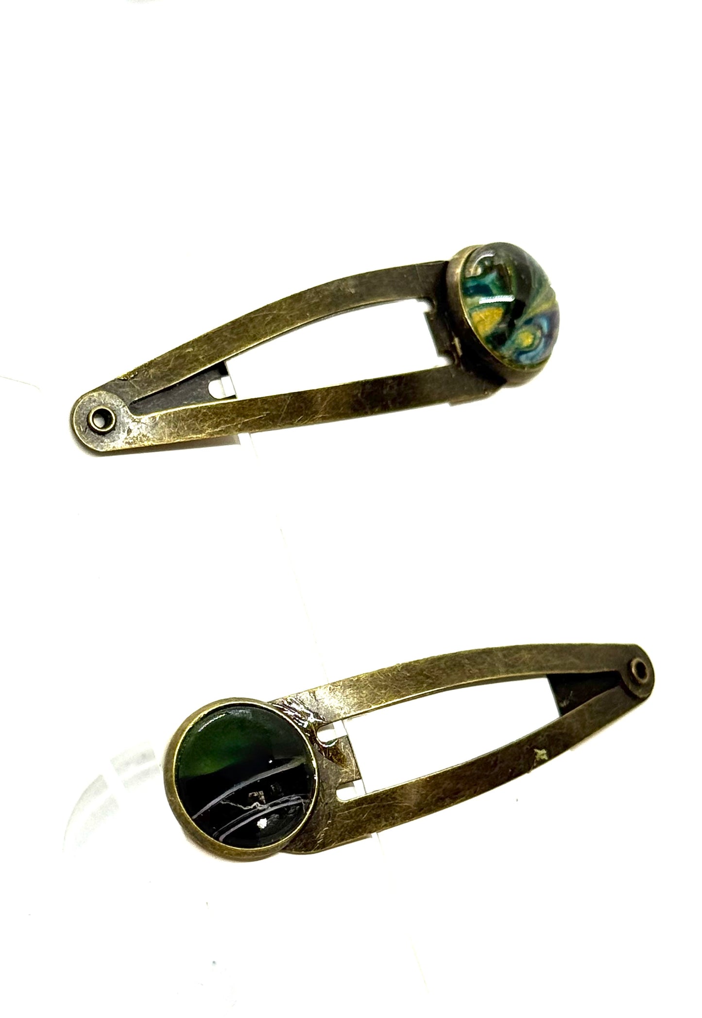 #2 Ocean Spiral Snap Clips – Silver Tone Blue Green Resin Hair Clips (2pc Set)