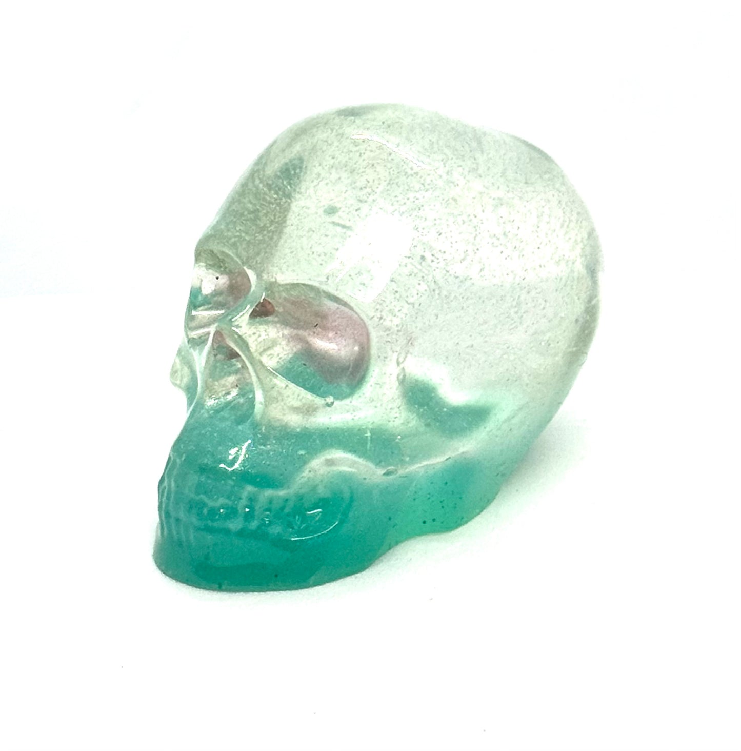 “Pretty Toxic” Iridescent Skull – Resin Chaos Piece