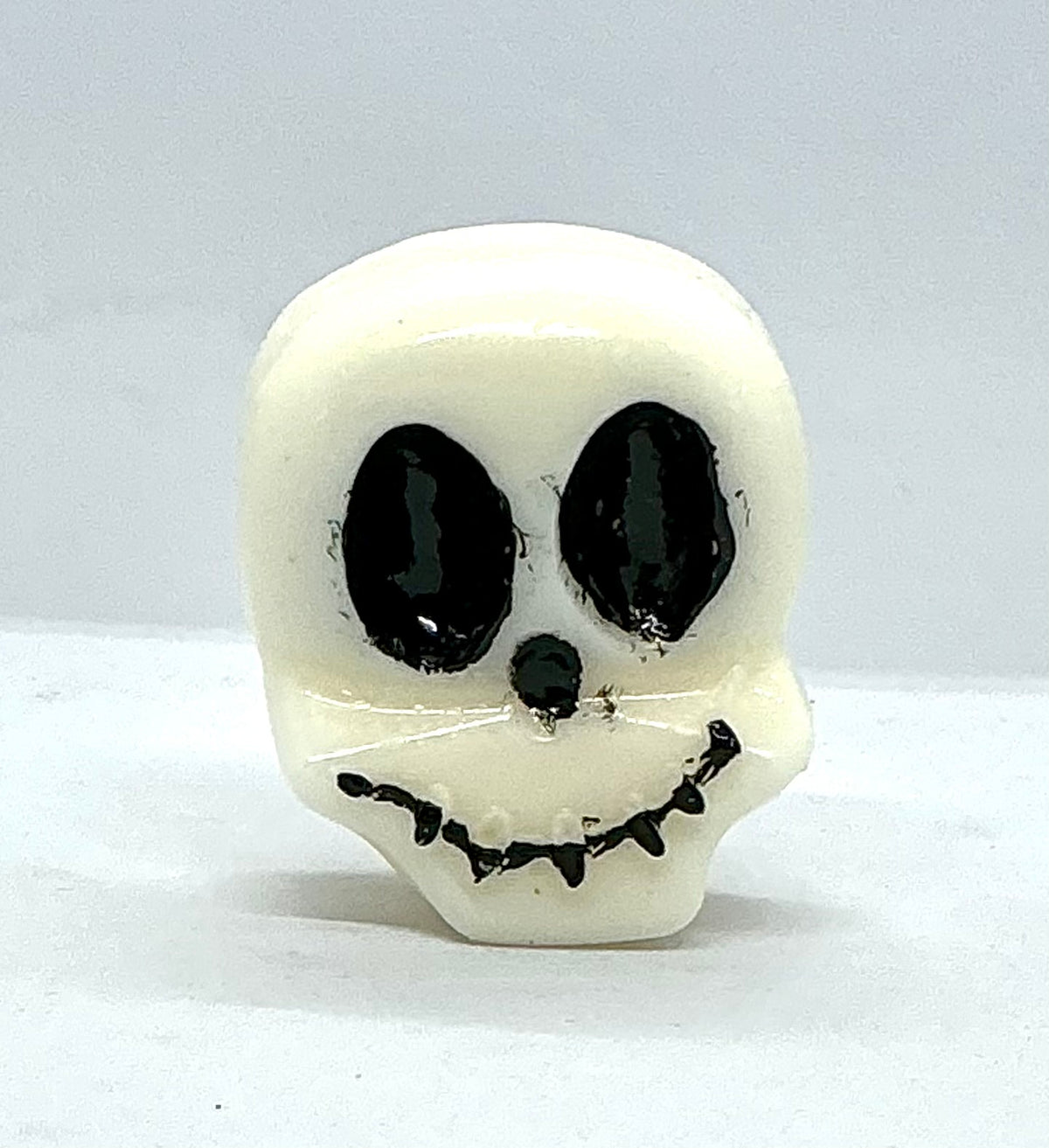 Pumpkin Pie Skull Wax Melt — Grinning & Barely Functioning