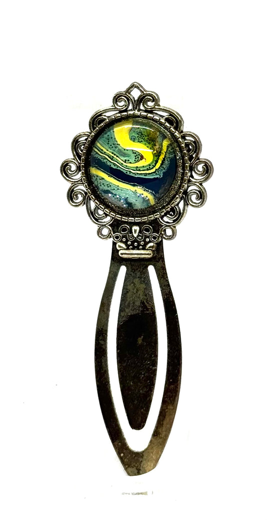The “Chaos Has a Surprisingly Good Sense of Direction” Handmade Bookmark
