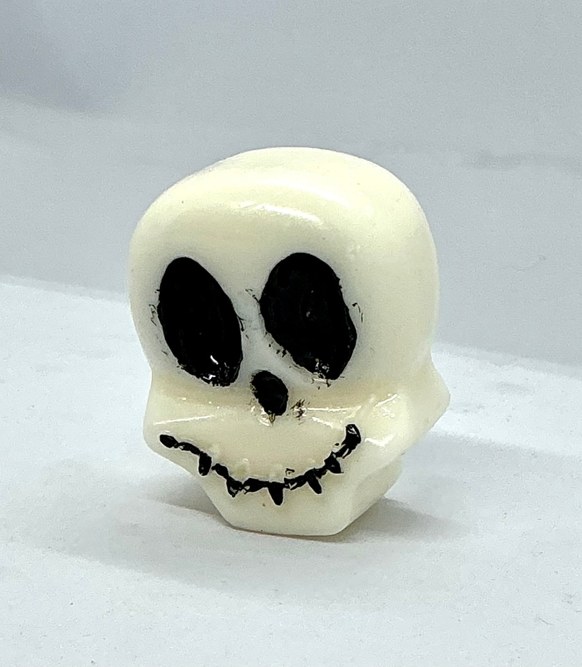 Pumpkin Pie Skull Wax Melt — Grinning & Barely Functioning