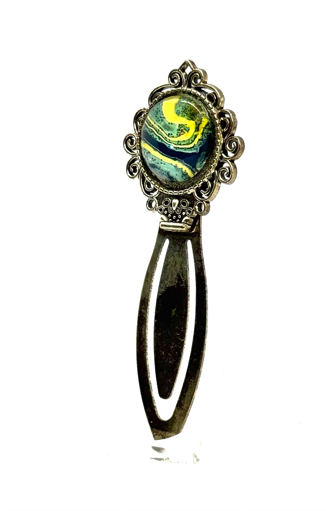 The “Chaos Has a Surprisingly Good Sense of Direction” Handmade Bookmark