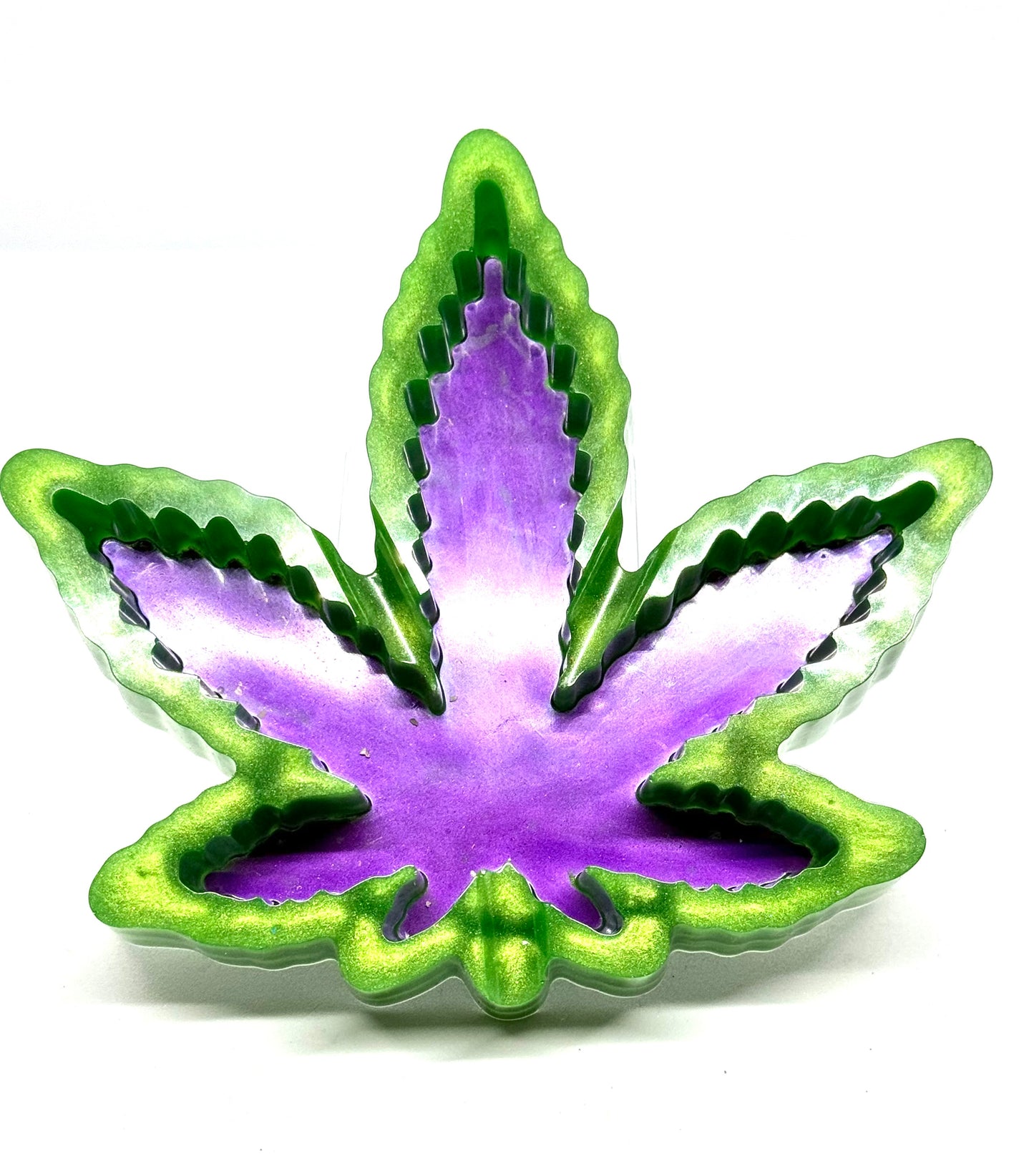 7” Marijuana Leaf Ashtray