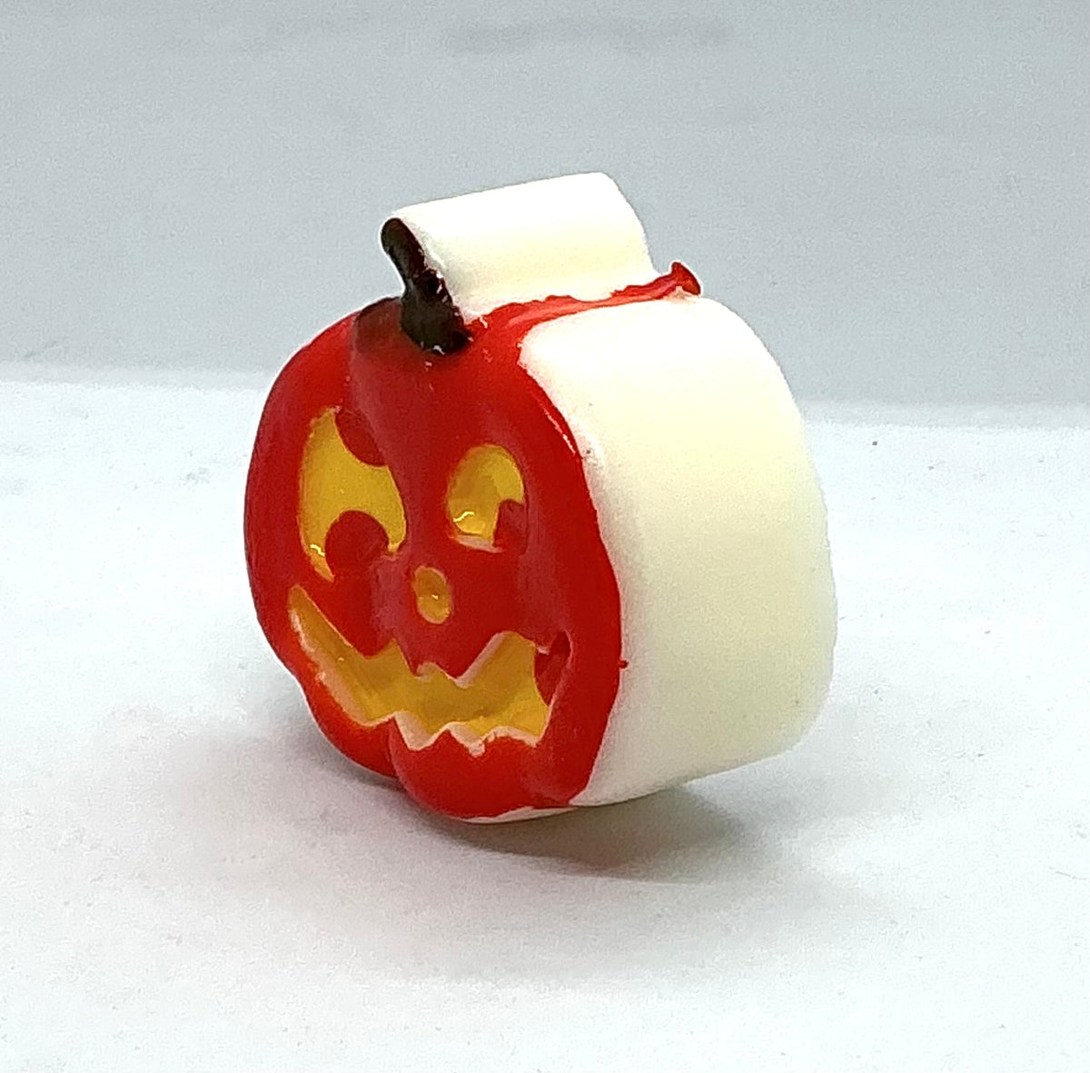 Jack-O’-Lantern Wax Melt — Grinning Through the Chaos
