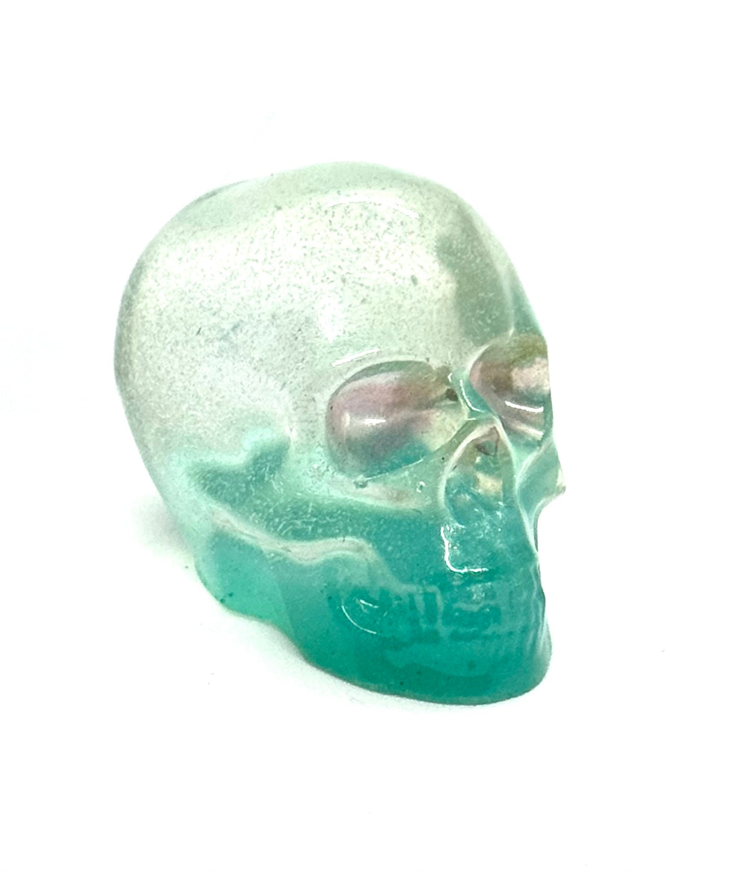 “Pretty Toxic” Iridescent Skull – Resin Chaos Piece