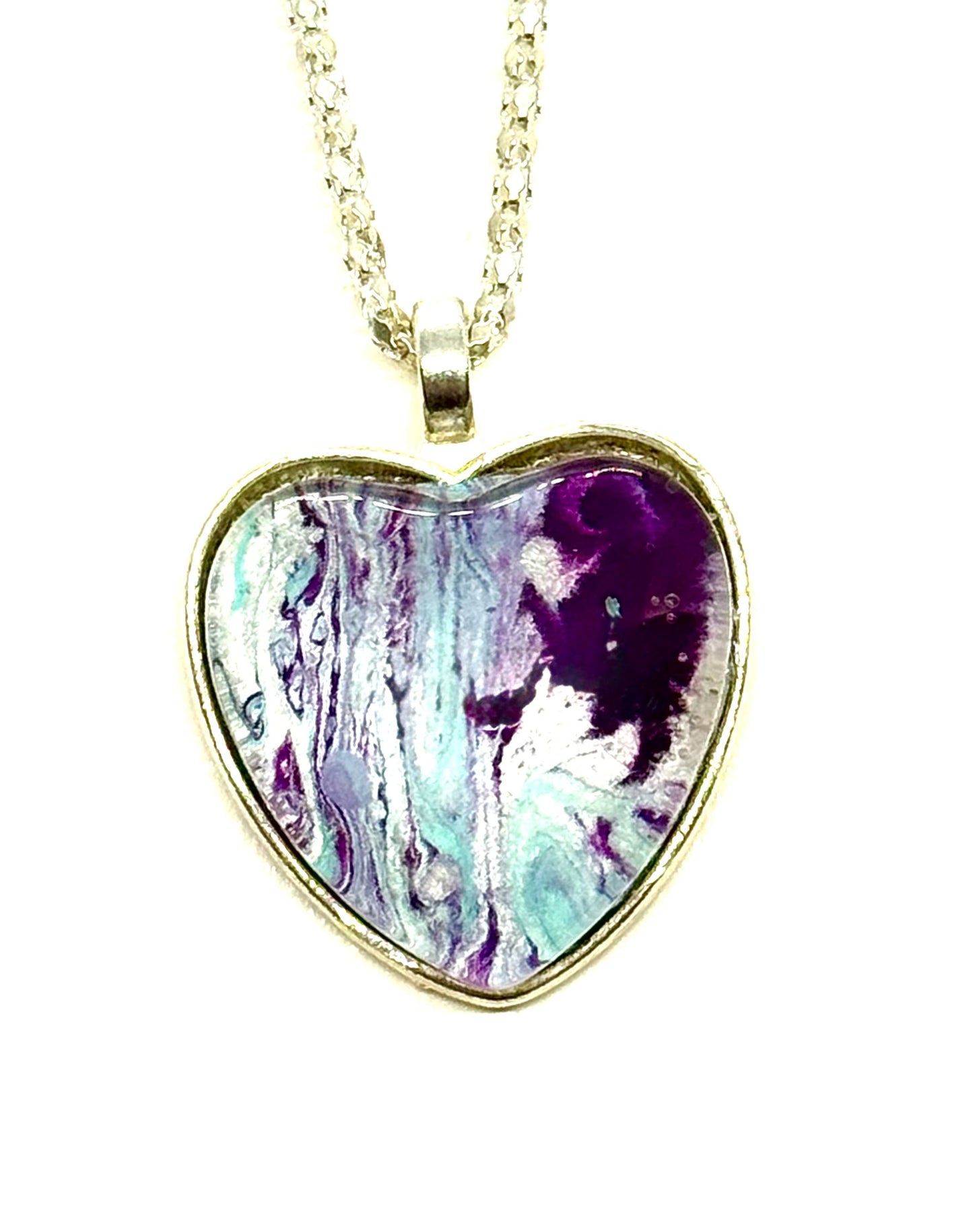 #18 Sweet but Suspicious – Heart Resin Pendant Necklace | FDSS Original