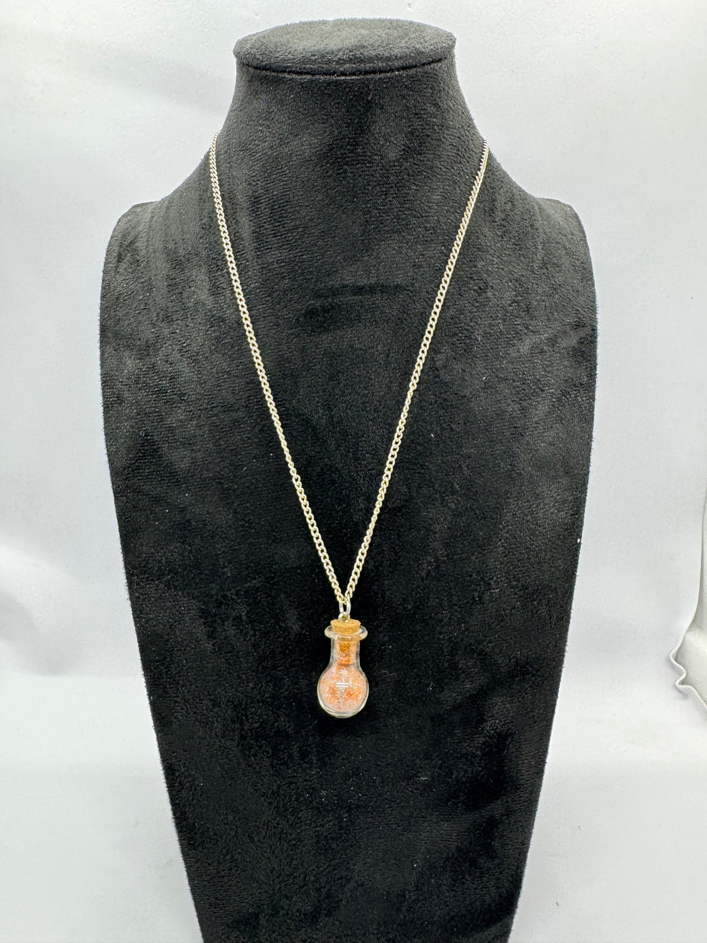 #3G “False Comfort Potion Bottle Necklace – Warm Chaos in Disguise”