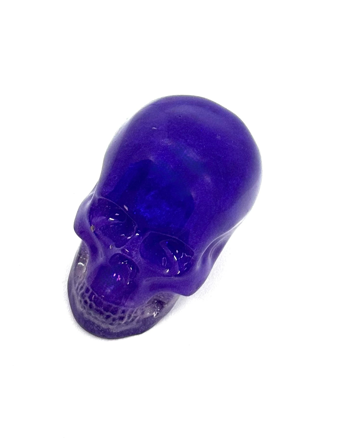 “Silent Threat” Purple Skull — Handmade Resin Gothic Decor | Dark Aesthetic Skull | Minimalist Goth Vibes | One-of-a-Kind FDSS