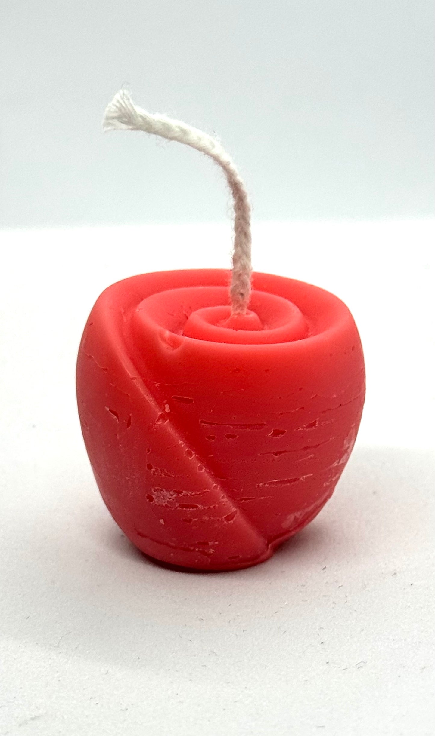 🌹 Coconut Rose Bud Candle – 1 Piece